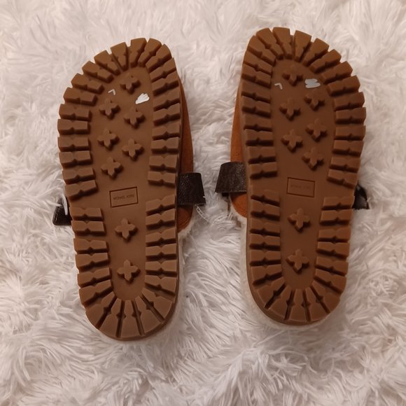 MICHAEL Michael Kors Judd Closed Toe Suede Lug Sole Slides Slippers NEW SZ 7 - Picture 6 of 6